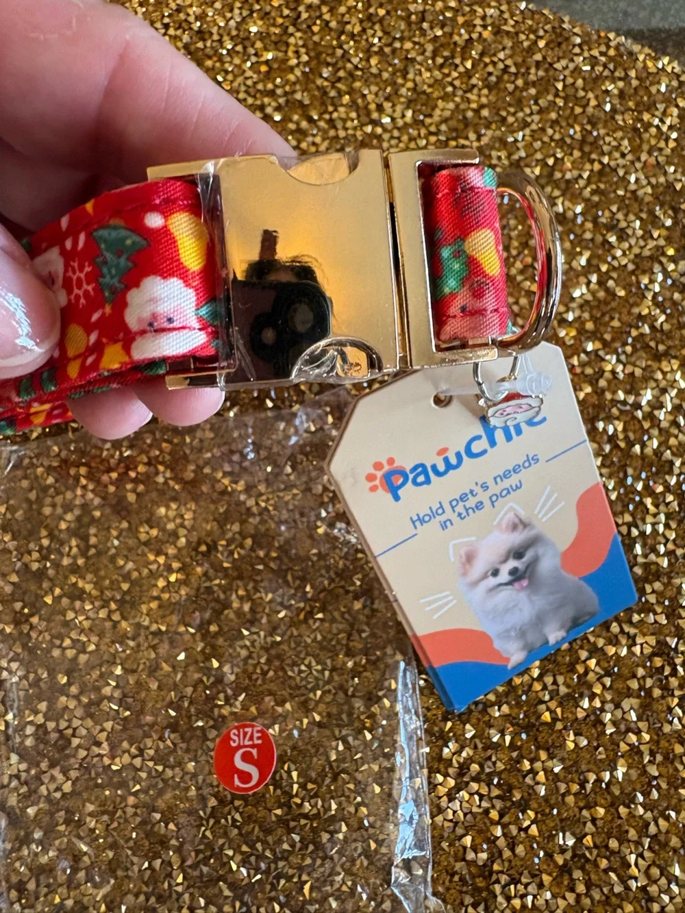 Festive NWT Red Small Dog Collar with Holiday Print. Size Small Dog